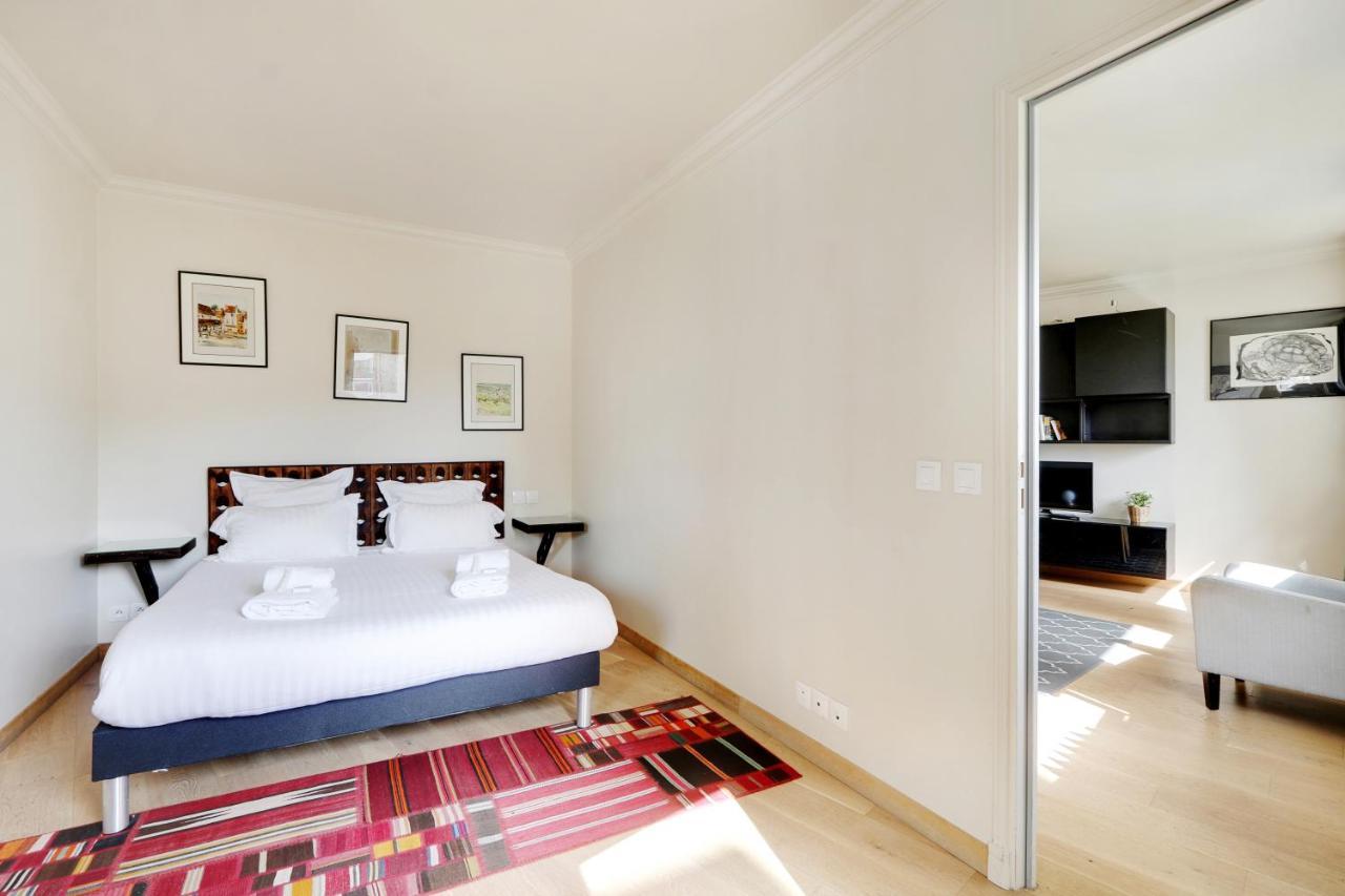 Pick A Flat'S Apartment In Eiffel Tower- Boulevard De Grenelle パリ エクステリア 写真
