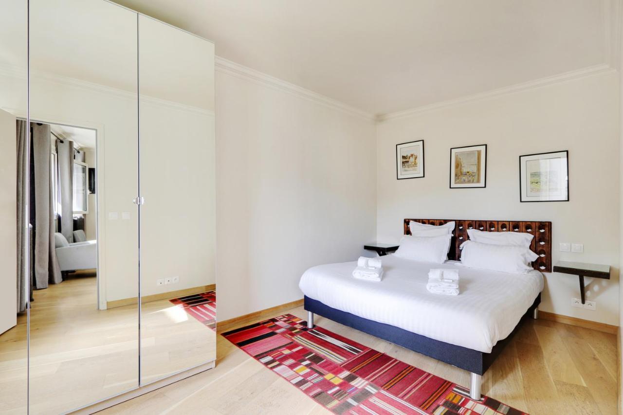 Pick A Flat'S Apartment In Eiffel Tower- Boulevard De Grenelle パリ エクステリア 写真